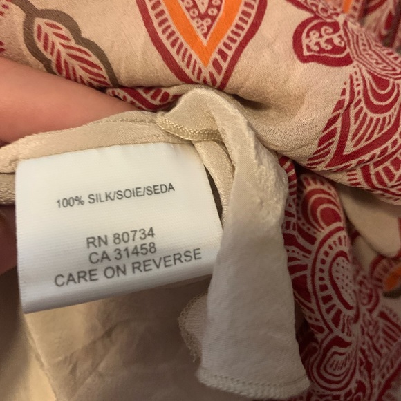 100% Silk - BCBGMaxAzria - Halter Top - Picture 5 of 6